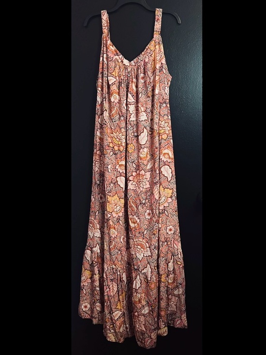 Dresses & Skirts - Boutique Floral Maxi Dress